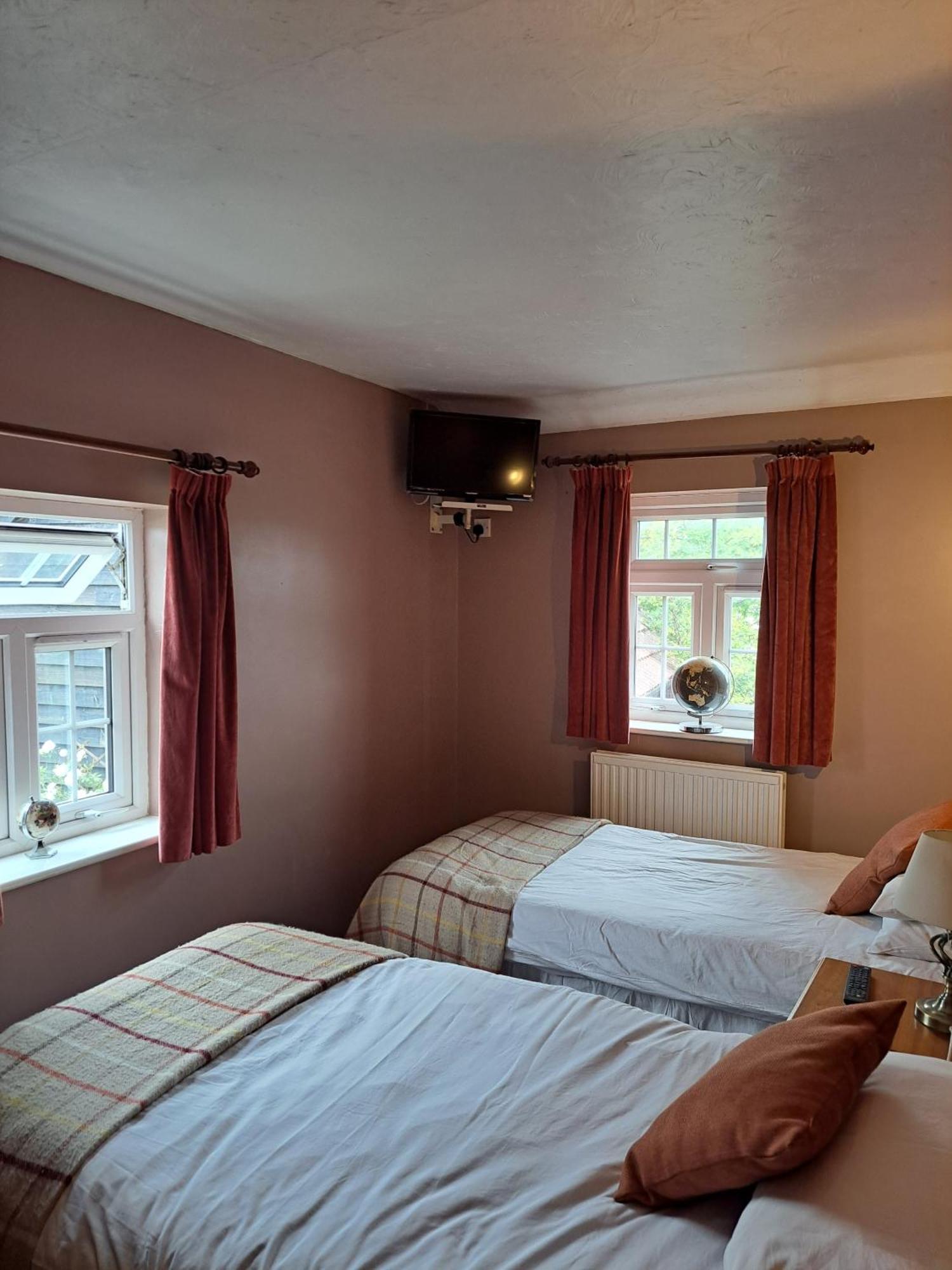 The Prince Of Wales Huntingdon Exterior photo